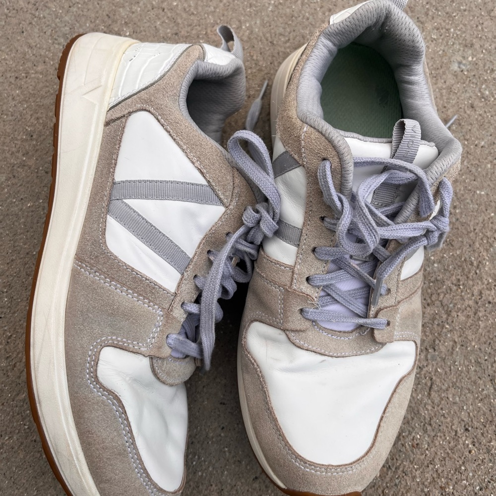 Stylish White and Gray Women's Athletic Shoes